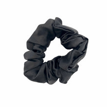 Load image into Gallery viewer, Silk Scrunchie Duo - Black
