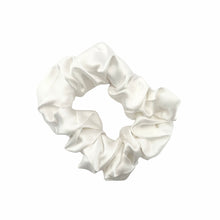 Load image into Gallery viewer, Silk Scrunchie Duo - White
